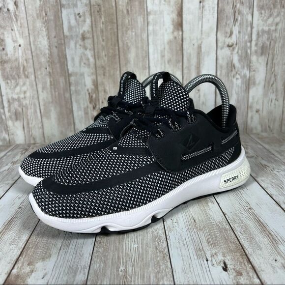 SPERRY SEVEN‎ Seas 3 Eye Lace - Womens 5 - Picture 2 of 10